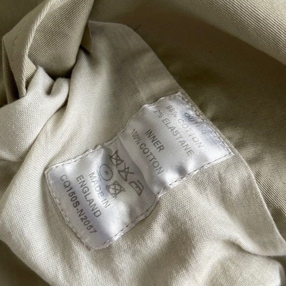 Stylish Navy and Beige Trench Coat - Picture 13 of 16